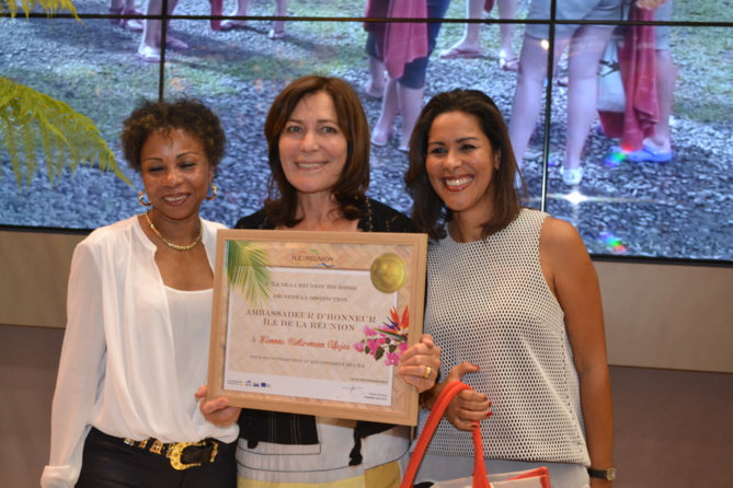 Mémona Hintermann-Affejee