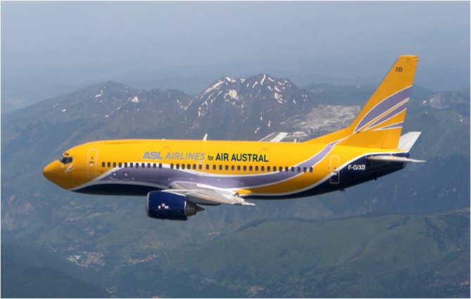 Le B737-300 QC d'ASL Airlines loué à Air Austral jusqu'à l'arrivée des B787-8. Un partenariat retranscrit sur le fuselage pour l'occasion.