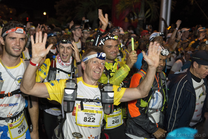 Grand Raid<br>Les "fous" sont partis! Grand Raid<br>Les "fous" sont partis!