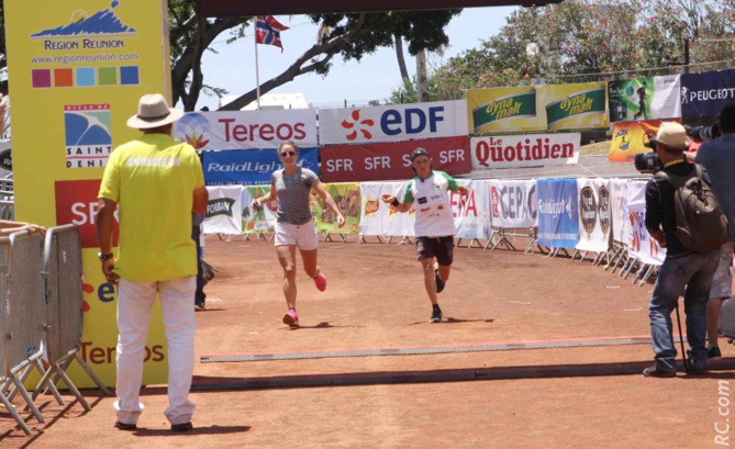 Des arrivées incessantes au stade de la Redoute.