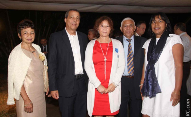Yvette Fougeroux, Yves et Joëlle Lanave, Ginette Azélie et Camille Fougeroux Yvette Fougeroux, Yves et Joëlle Lanave, Ginette Azélie et Camille Fougeroux