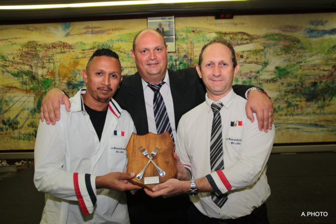 Gilles Técher et son équipe Gilles Técher et son équipe