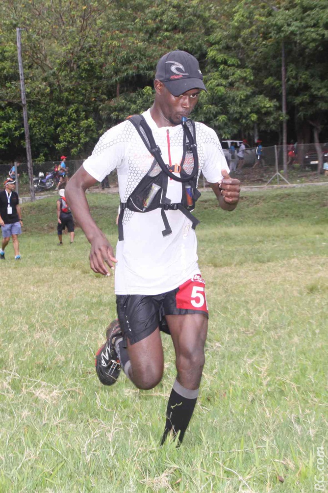 Flore Liraud, du haut de ses 23 ans, est le grand vainqueur du Trail de Rodrigues 2016