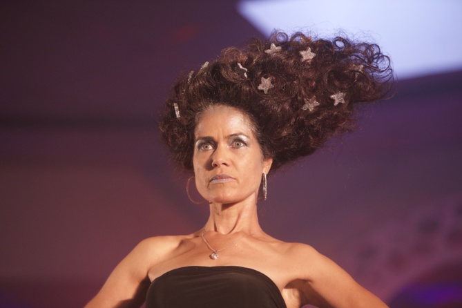 Show coiffure à la Plaine des Cafres<br>"La tête dans les étoiles" Show coiffure à la Plaine des Cafres<br>"La tête dans les étoiles"