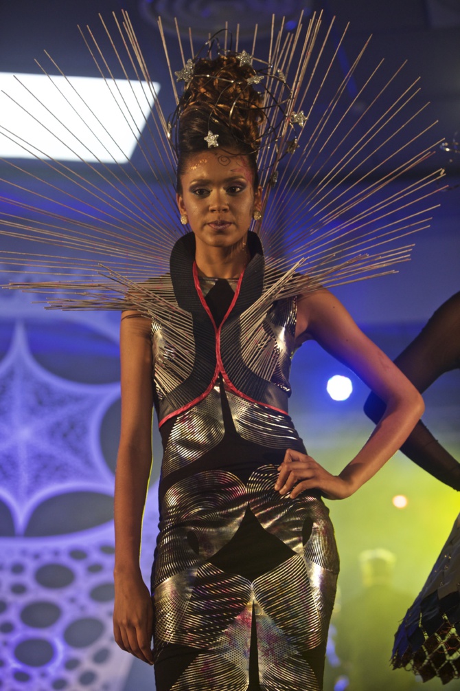 Show coiffure à la Plaine des Cafres<br>"La tête dans les étoiles" Show coiffure à la Plaine des Cafres<br>"La tête dans les étoiles"