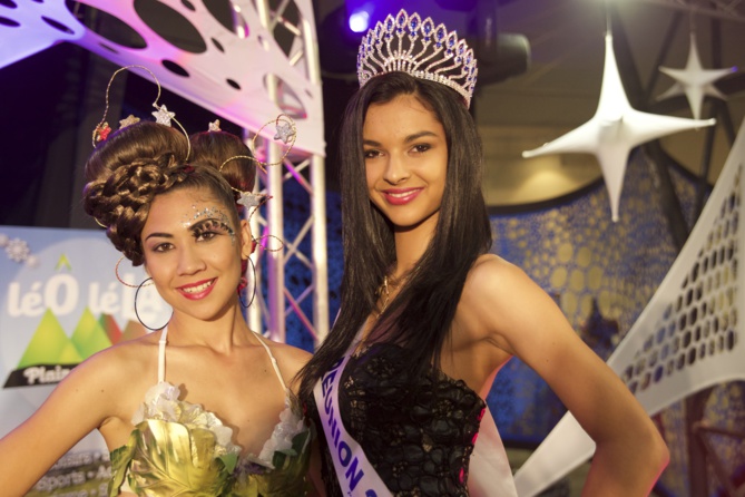 Show coiffure à la Plaine des Cafres<br>"La tête dans les étoiles" Show coiffure à la Plaine des Cafres<br>"La tête dans les étoiles"