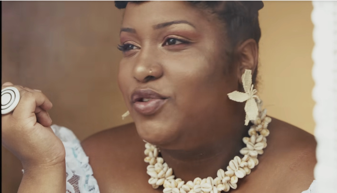 La Réunionnaise Adeline Quinton dépasse les 30 000 vues avec son premier clip La Réunionnaise Adeline Quinton dépasse les 30 000 vues avec son premier clip