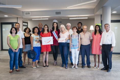 Azuima Issa et l'équipe de la SODEGIS Azuima Issa et l'équipe de la SODEGIS