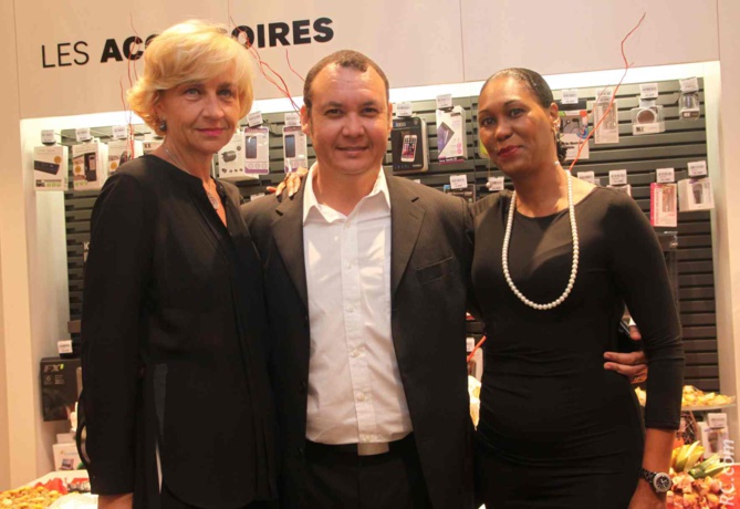 Anna et Stéphane, invités de la soirée, et Aïdy Pfuetzenreuter Anna et Stéphane, invités de la soirée, et Aïdy Pfuetzenreuter