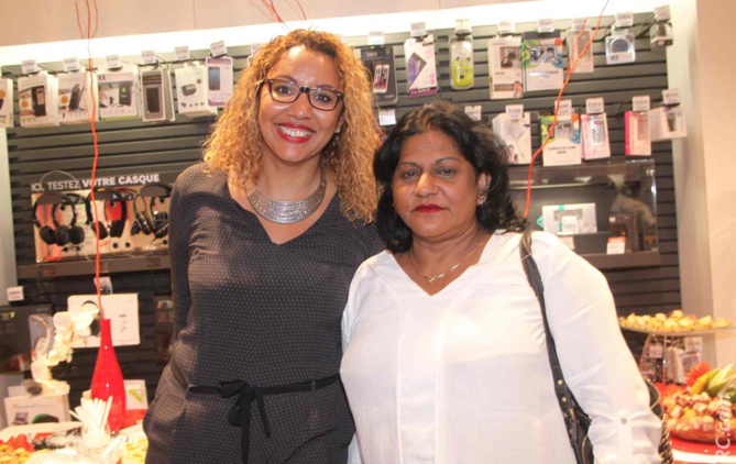 Jennifer Robur et Evelyne Vienne, cliente invitée Jennifer Robur et Evelyne Vienne, cliente invitée