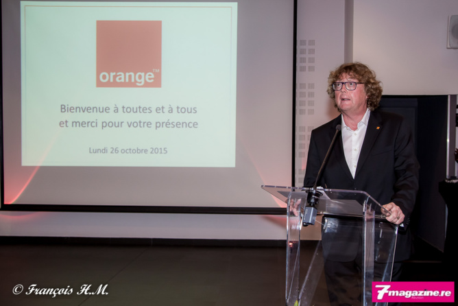 Un discours émouvant avant de quitter notre île... Un discours émouvant avant de quitter notre île...