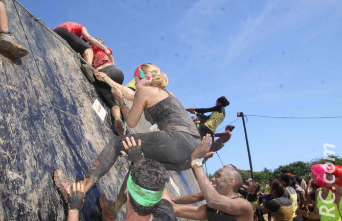 On apelle ça donner un coup de main On apelle ça donner un coup de main