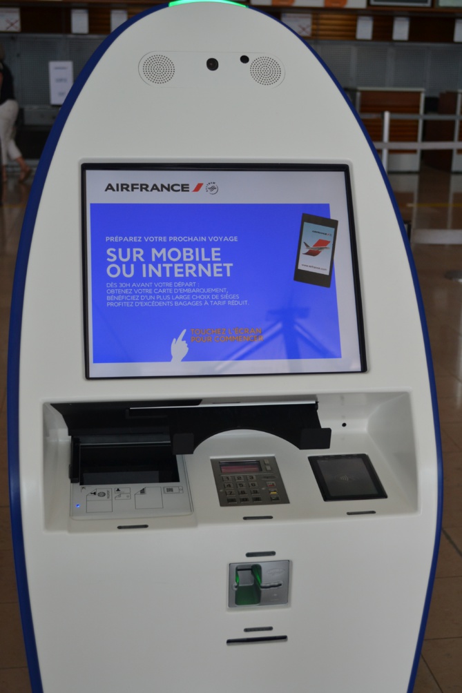 10 nouvelles bornes interactives Air France ont été installées dans l'aérogare 10 nouvelles bornes interactives Air France ont été installées dans l'aérogare