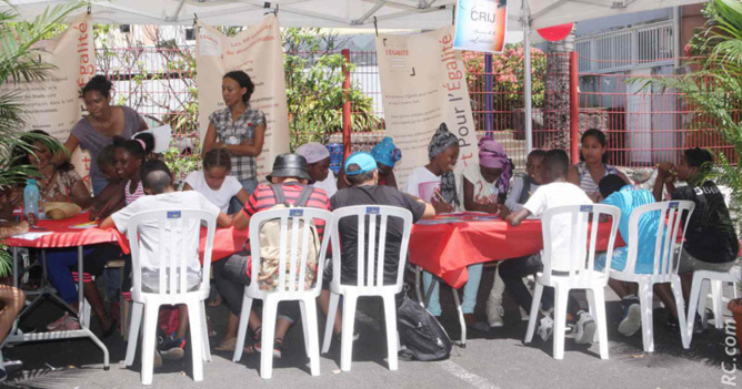 Divers ateliers de peinture, d'activités manuelles, ont fonctionné dans le village