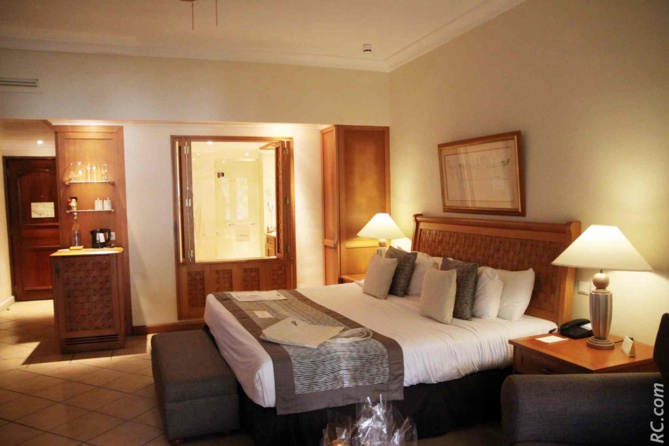 215 chambres dont 18 suites et une luxueuse villa familiale. 215 chambres dont 18 suites et une luxueuse villa familiale.