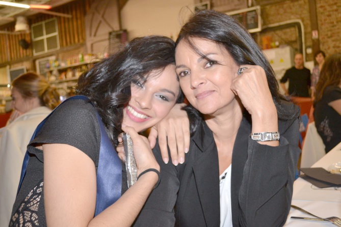 Moment tendresse deux soirs avant la finale à l'occasion d'un dîner des Miss Moment tendresse deux soirs avant la finale à l'occasion d'un dîner des Miss