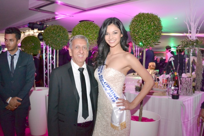 Aziz Patel, délégué Miss France, très satisfait du résultat de Miss Réunion Aziz Patel, délégué Miss France, très satisfait du résultat de Miss Réunion