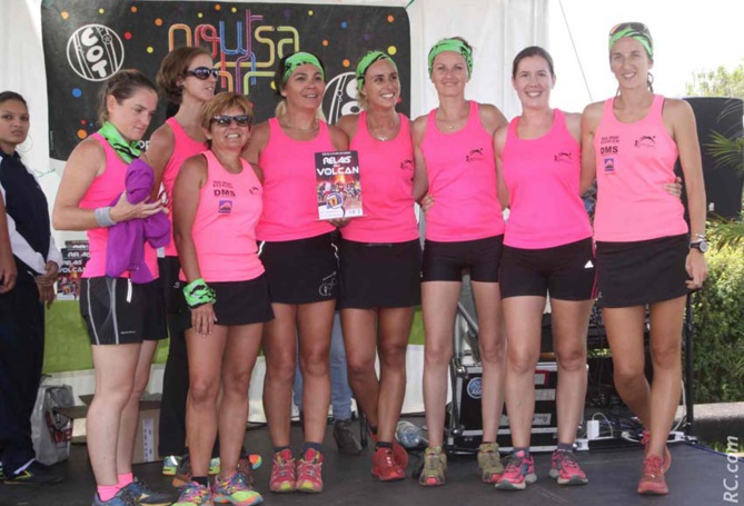 Les filles de Oxy-jeunes ont la pêche... et de jolis sourires! Les filles de Oxy-jeunes ont la pêche... et de jolis sourires!