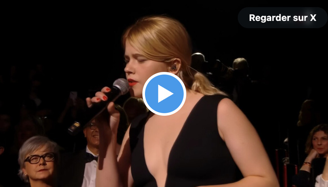 Zaho de Sagazan enflamme le Brésil grâce à sa reprise de "Modern Love" Zaho de Sagazan enflamme le Brésil grâce à sa reprise de "Modern Love"