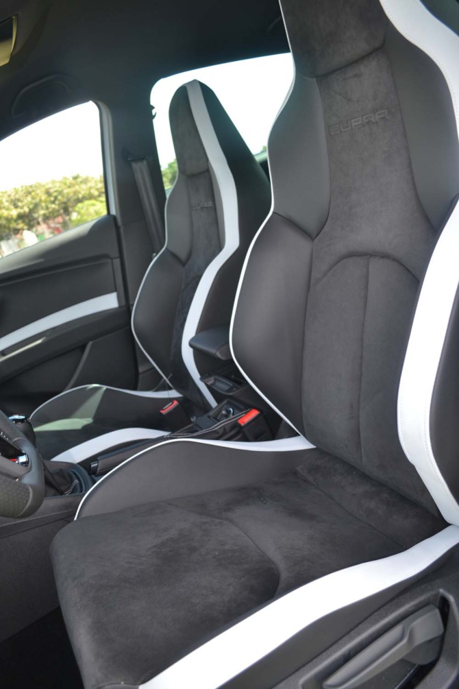 Seat Leon Cupra 280<br> Sacrée allumeuse! Seat Leon Cupra 280<br> Sacrée allumeuse!