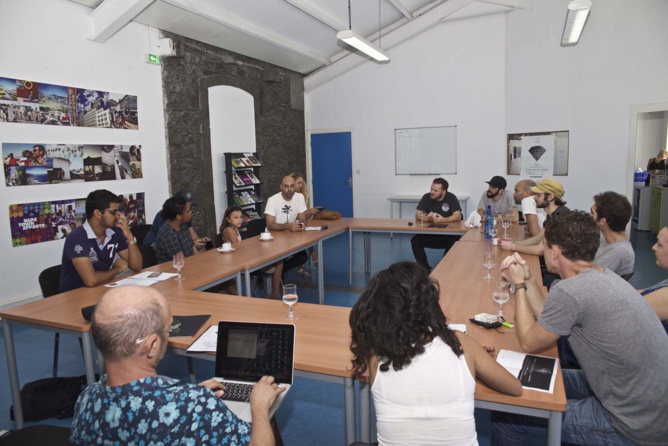 DJ sur scène avec  Frank Beker ,Nayah ET Vj Kriss