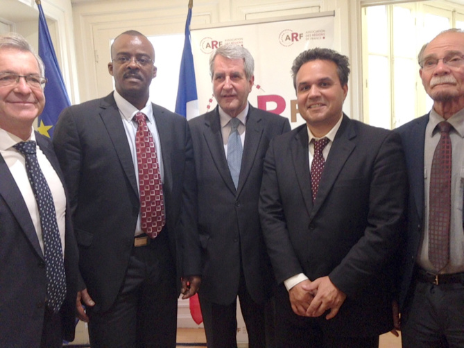 Quelques-uns des membres du Conseil des Régions Quelques-uns des membres du Conseil des Régions