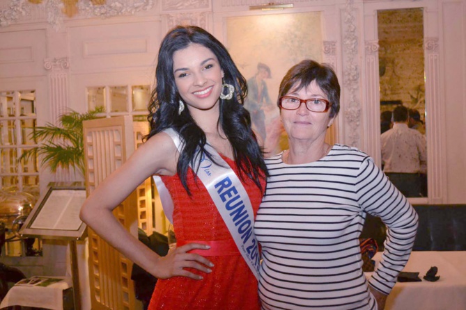 Au Congrès des Experts Comptables à Paris Au Congrès des Experts Comptables à Paris