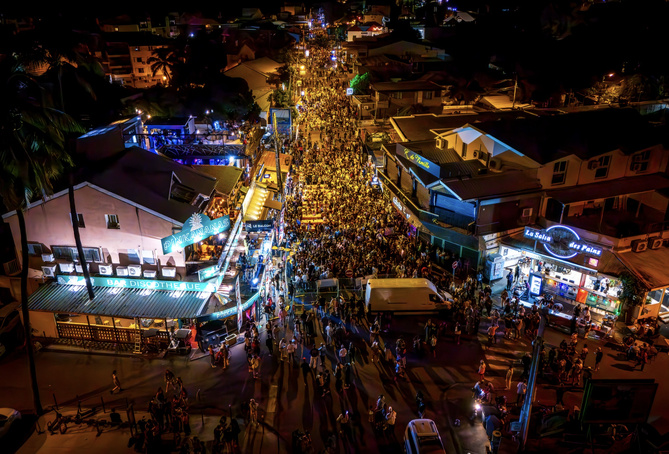 Retour sur une soirée inoubliable : La Guinguette Saint-Gilloise a enflammé le cœur de Saint-Gilles ! Retour sur une soirée inoubliable : La Guinguette Saint-Gilloise a enflammé le cœur de Saint-Gilles !