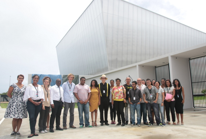 La dynamique équipe de La Cité des Arts, une trentaine de personnes La dynamique équipe de La Cité des Arts, une trentaine de personnes