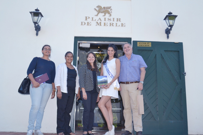 Avec Niel Bester de Plaisir de Merle Wine Estate Avec Niel Bester de Plaisir de Merle Wine Estate