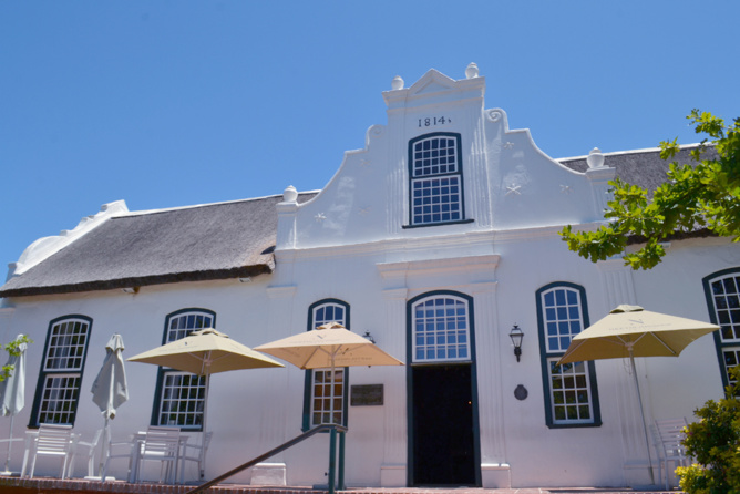 Miss Réunion en Afrique du Sud<br>Azuima Issa à Capetown, le rêve continue... Miss Réunion en Afrique du Sud<br>Azuima Issa à Capetown, le rêve continue...