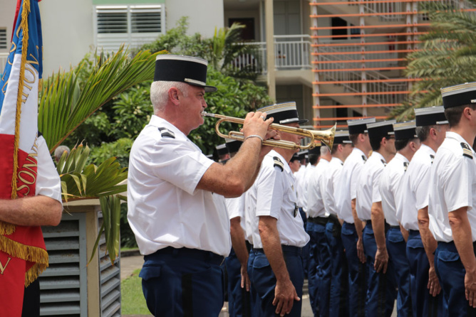 Hommage aux gendarmes victimes du devoir Hommage aux gendarmes victimes du devoir
