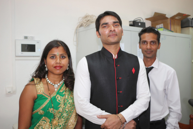 Le Vice-Consul de l'Inde à La Réunion, avec son épouse et un membre du Consulat