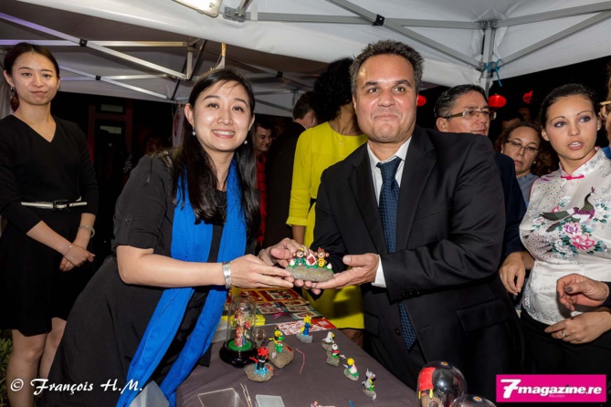 2 000 personnes au Moca pour fêter l'Année du Singe! 2 000 personnes au Moca pour fêter l'Année du Singe!