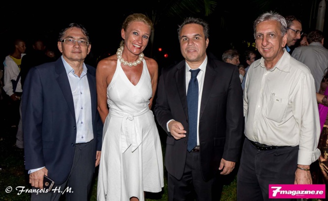 2 000 personnes au Moca pour fêter l'Année du Singe! 2 000 personnes au Moca pour fêter l'Année du Singe!