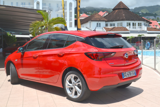 Elle a été présentée à l'Hôtel Mercure Créolia Elle a été présentée à l'Hôtel Mercure Créolia