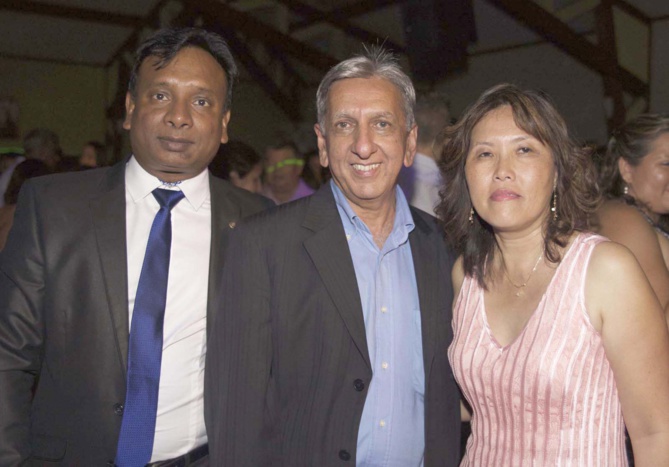 Rotary Club Saint-Pierre/Le Tampon<br>Dîner de gala avec Miss Réunion Rotary Club Saint-Pierre/Le Tampon<br>Dîner de gala avec Miss Réunion