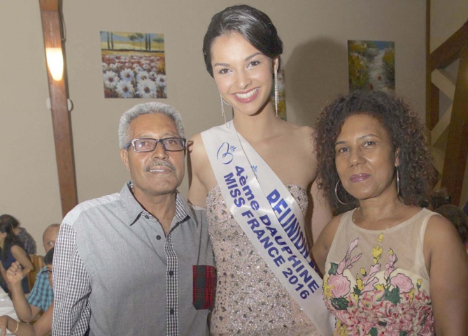 Rotary Club Saint-Pierre/Le Tampon<br>Dîner de gala avec Miss Réunion Rotary Club Saint-Pierre/Le Tampon<br>Dîner de gala avec Miss Réunion