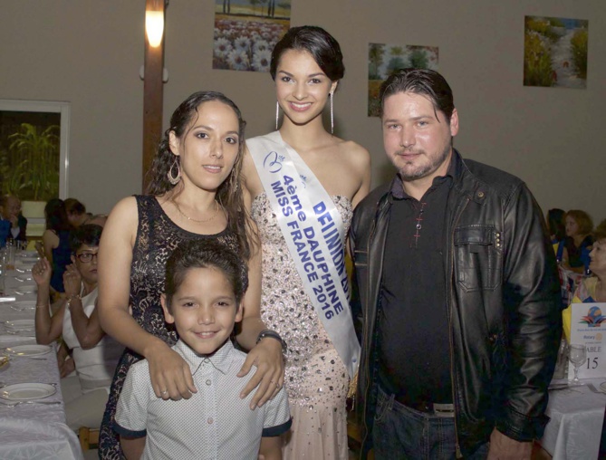 Rotary Club Saint-Pierre/Le Tampon<br>Dîner de gala avec Miss Réunion Rotary Club Saint-Pierre/Le Tampon<br>Dîner de gala avec Miss Réunion