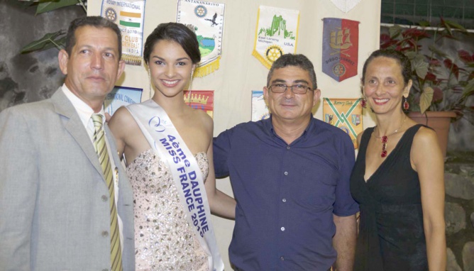 Rotary Club Saint-Pierre/Le Tampon<br>Dîner de gala avec Miss Réunion Rotary Club Saint-Pierre/Le Tampon<br>Dîner de gala avec Miss Réunion