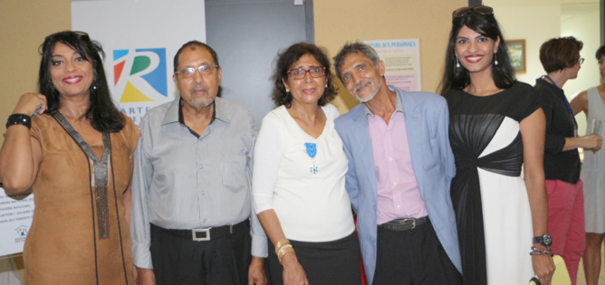 Tayeba Moullan reçoit l'Ordre National du Mérite Tayeba Moullan reçoit l'Ordre National du Mérite