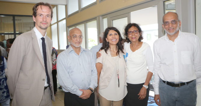 David Gruson, Houssen Amode, Nassimah Dindar, Tayeba Moullan et Iqbal Ingar David Gruson, Houssen Amode, Nassimah Dindar, Tayeba Moullan et Iqbal Ingar
