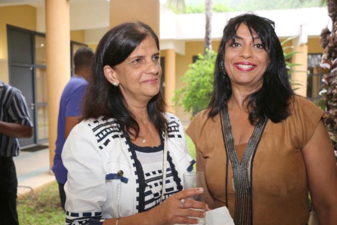 Tayeba Moullan reçoit l'Ordre National du Mérite Tayeba Moullan reçoit l'Ordre National du Mérite