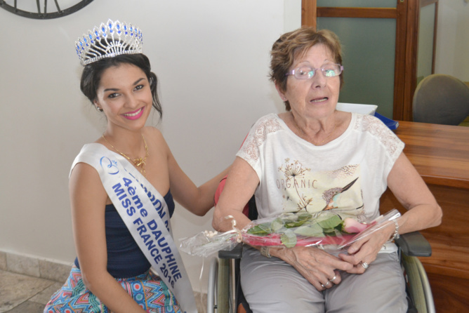 Exceptionnelle Miss Réunion à la Fête des Grands-Mères!