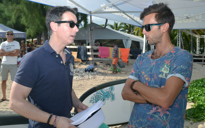 Ushuaia TV<br>Tournages dans l'île avec Gérald Ariano Ushuaia TV<br>Tournages dans l'île avec Gérald Ariano