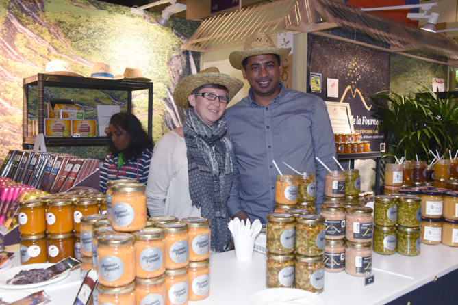 Aux Saveurs de la Fournaise: Marie et Charles Aux Saveurs de la Fournaise: Marie et Charles