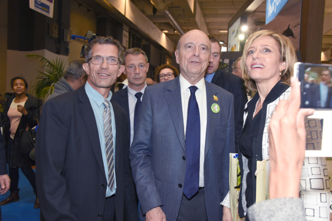 Le lendemain, c’était au tour d’Alain Juppé... Le lendemain, c’était au tour d’Alain Juppé...