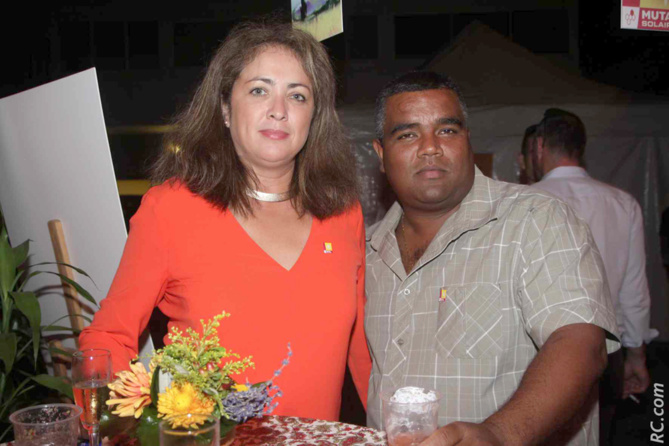 Sandrine Chane To de la Mutualité de La Réunion avec un de ses collègues de Saint-Louis Sandrine Chane To de la Mutualité de La Réunion avec un de ses collègues de Saint-Louis