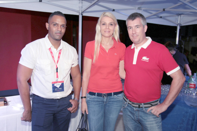 Un salarié de BPA avec Hélène et Moïse de VBM Un salarié de BPA avec Hélène et Moïse de VBM