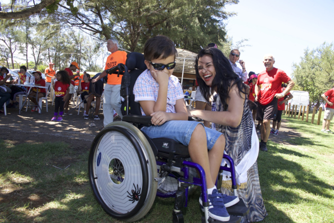 Marche contre la polio du Rotary-Club à Saint-Pierre<br>Miss Réunion soutient la cause Marche contre la polio du Rotary-Club à Saint-Pierre<br>Miss Réunion soutient la cause